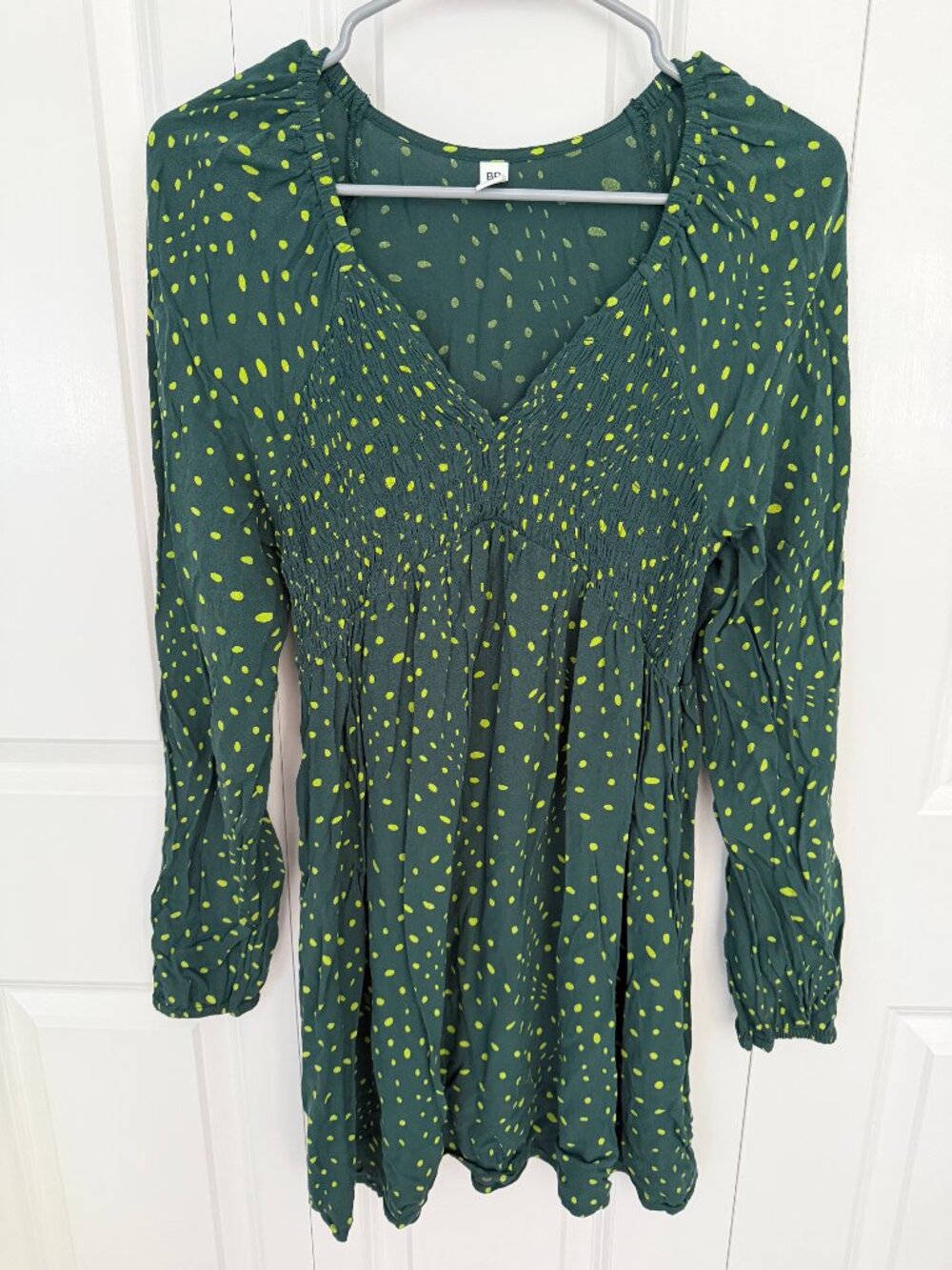 BP. Green/Yellow Polka Dot V-Neck Balloon Sleeves Flowy Dress Women's Medium